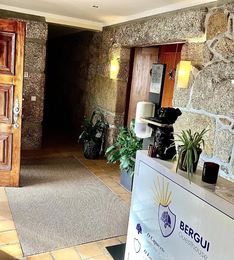Bergui Guesthouse - Гімарайнш Екстер'єр фото